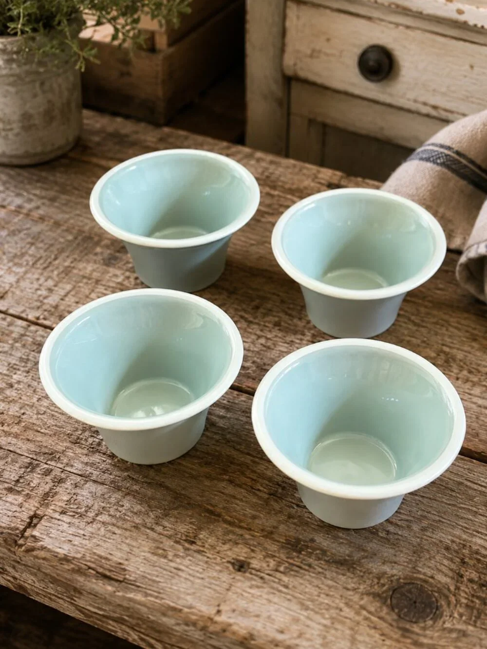 Set of 4 Sonoma Life & Style Mendocino Sky Blue Oatmeal Stoneware Bowls
